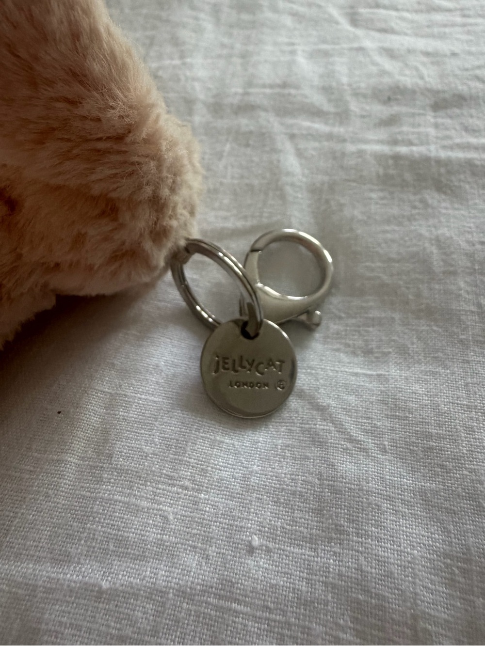 Jellycat - Bashful Blush Bunny Bag Charm - Rare !! 🩰 - Picture 6 of 8